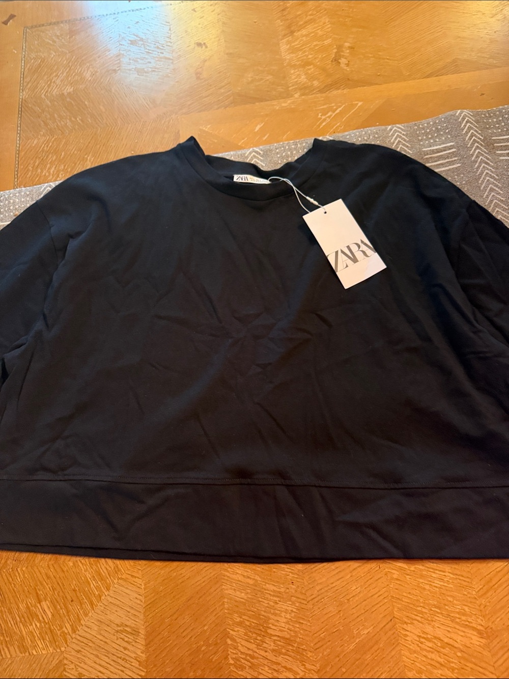 ZARA Women’s Black Oversized  Boxy Tee Size L